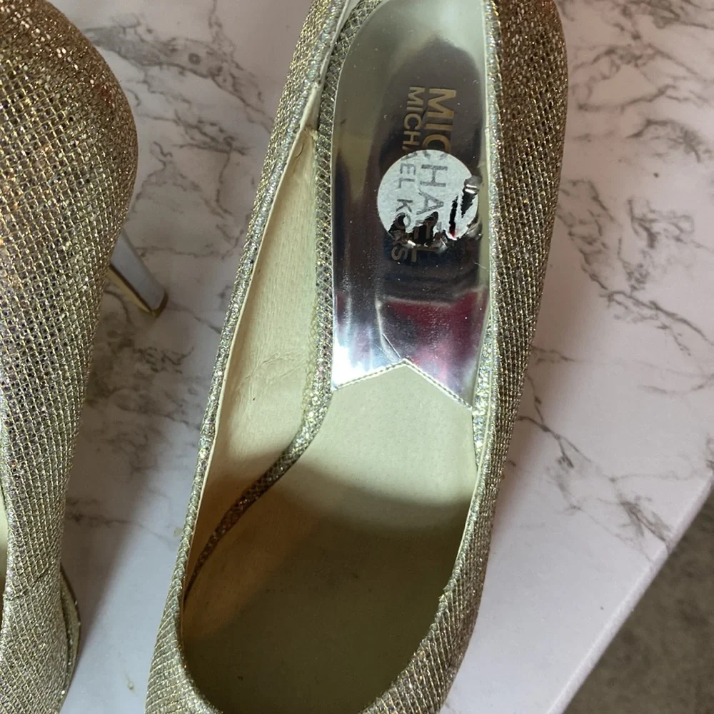 Michael Kors Ionna Pump Silver Glitter Heels Size 10M with Box - Picture 5 of 12